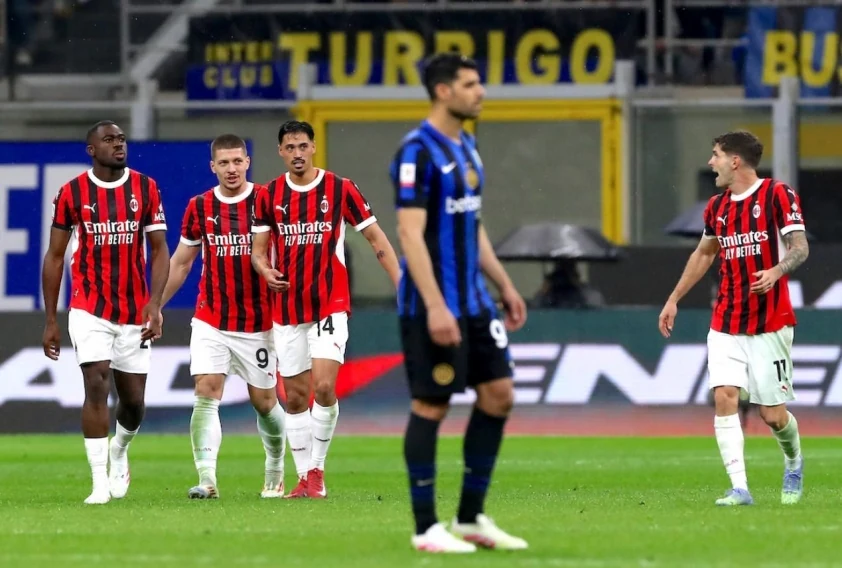 AC Milan đè bẹp Inter, tiến vào chung kết Coppa Italia sau 21 năm