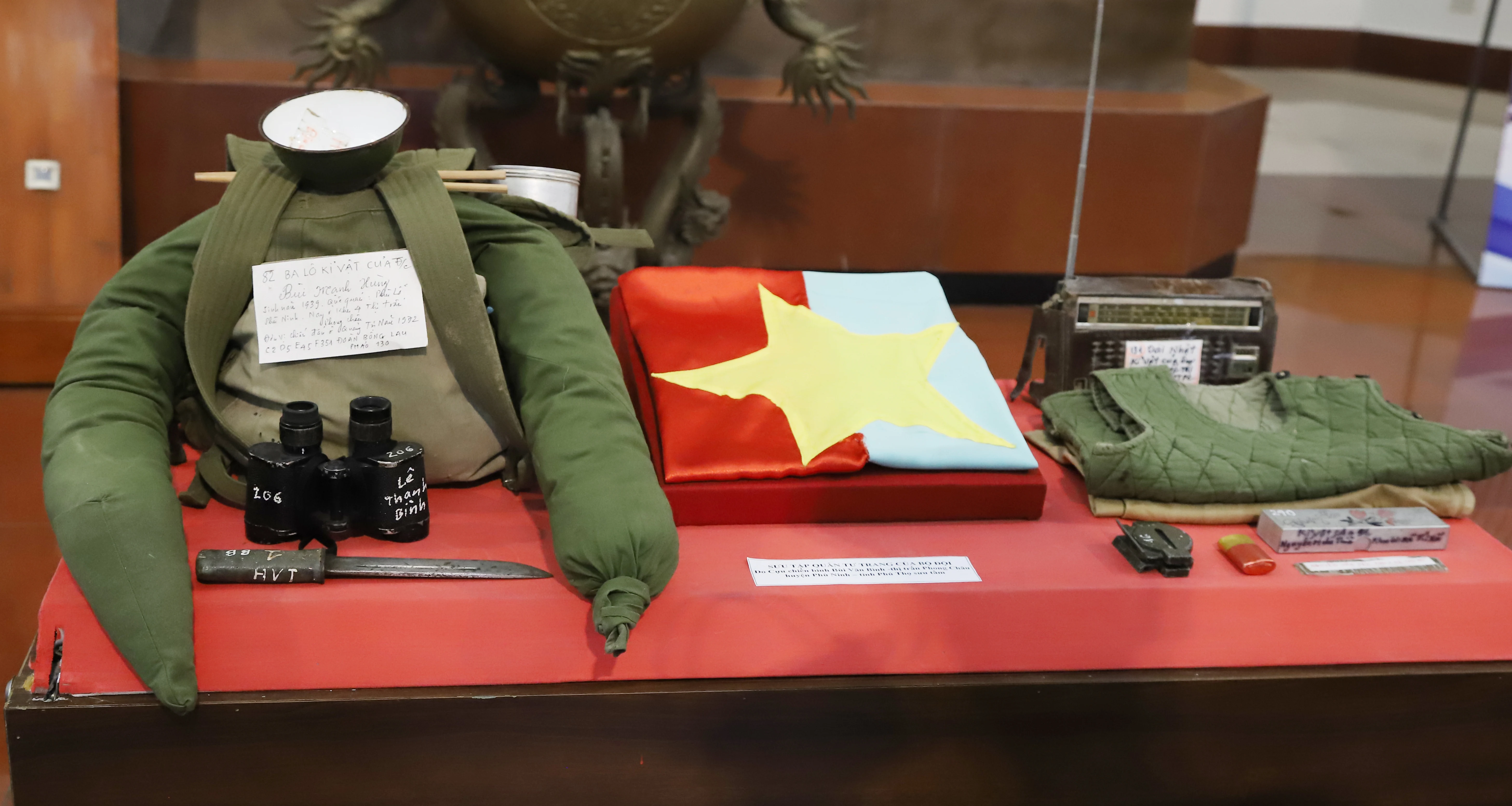Khai mạc trưng bày chuyên đề “Đại thắng mùa Xuân năm 1975 - Sức mạnh đại đoàn kết dân tộc”