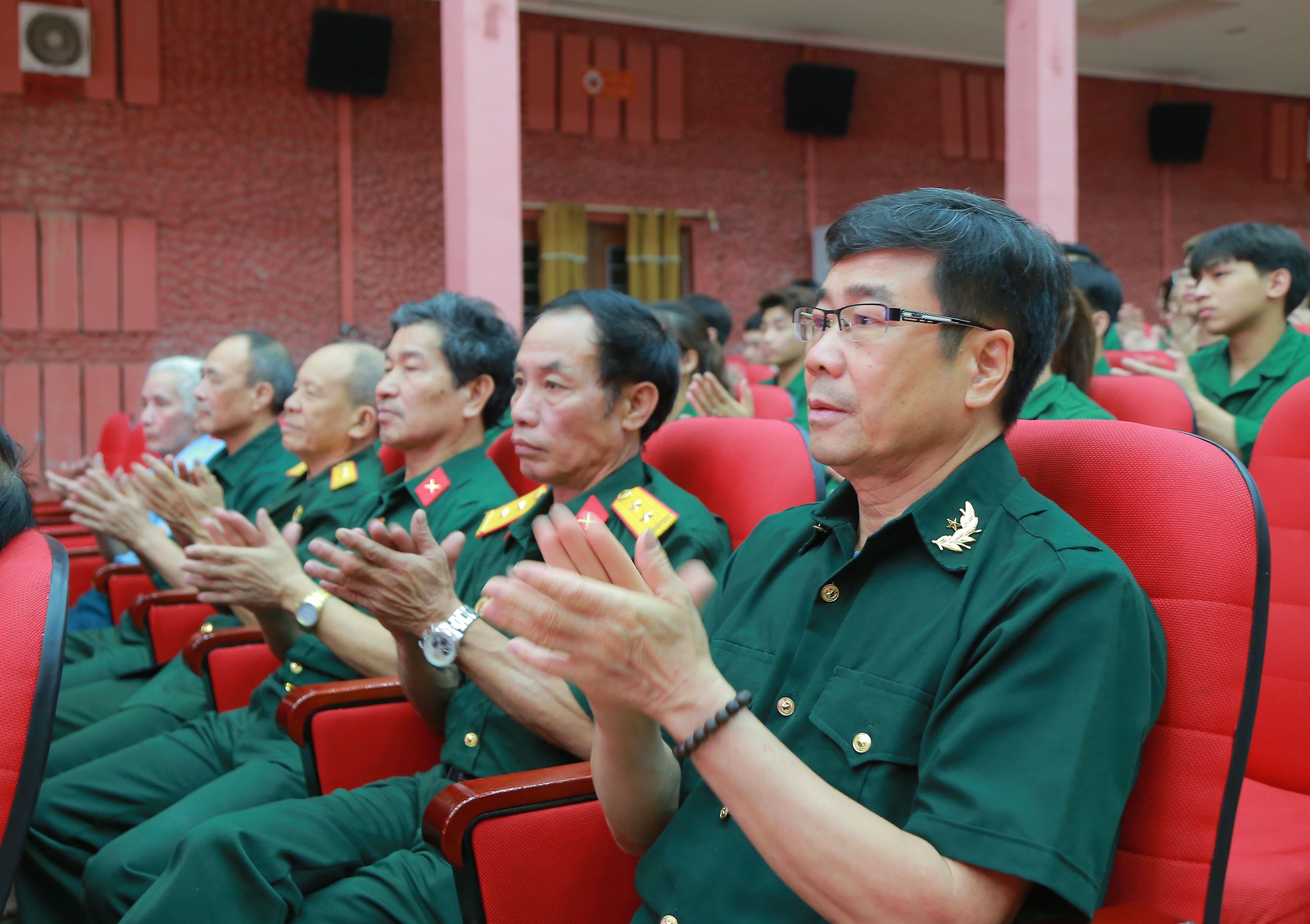 Khai mạc đợt chiếu phim kỷ niệm 50 năm ngày thống nhất đất nước