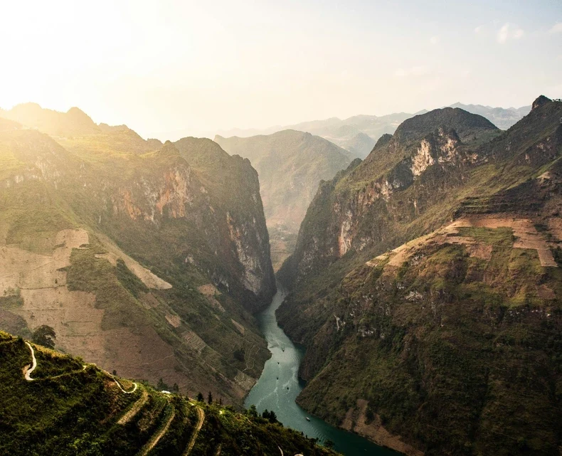 Cung đường “ngoạn mục” hút khách nhất Hà Giang