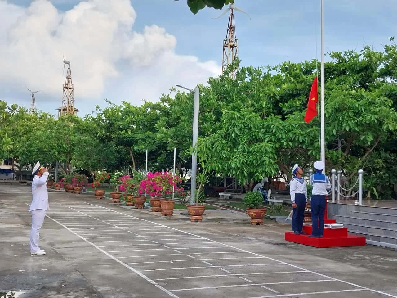 Flag-Raising Ceremony in Truong Sa on the morning of April 30th