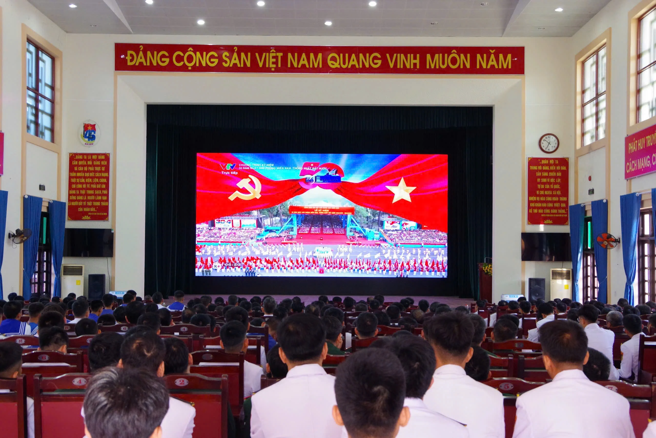 Flag-Raising Ceremony in Truong Sa on the morning of April 30th