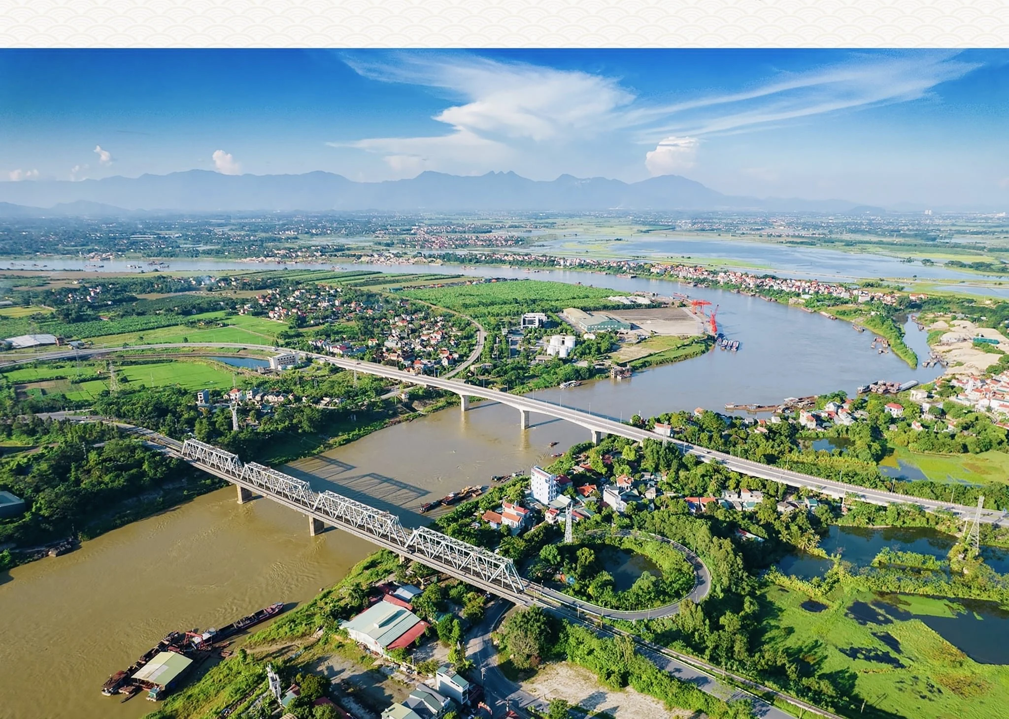 Reasons for choosing Phu Tho province and establishing the administrative center in Viet Tri city