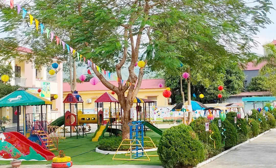 “Sạch từ trường học - Xanh từ hành động nhỏ”