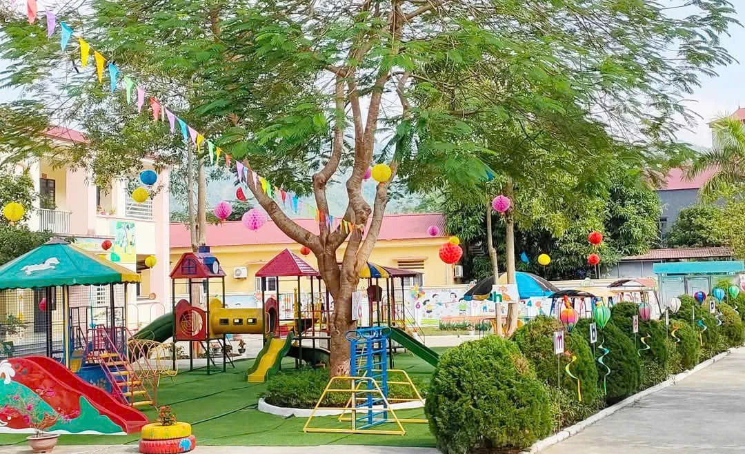 “Sạch từ trường học - Xanh từ hành động nhỏ”
