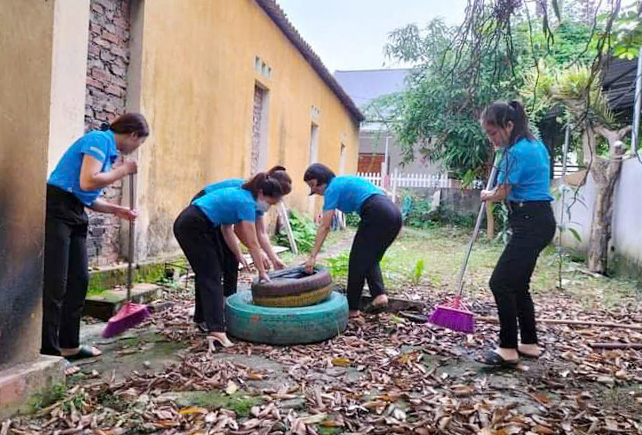 “Sạch từ trường học - Xanh từ hành động nhỏ”