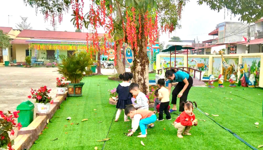 “Sạch từ trường học - Xanh từ hành động nhỏ”