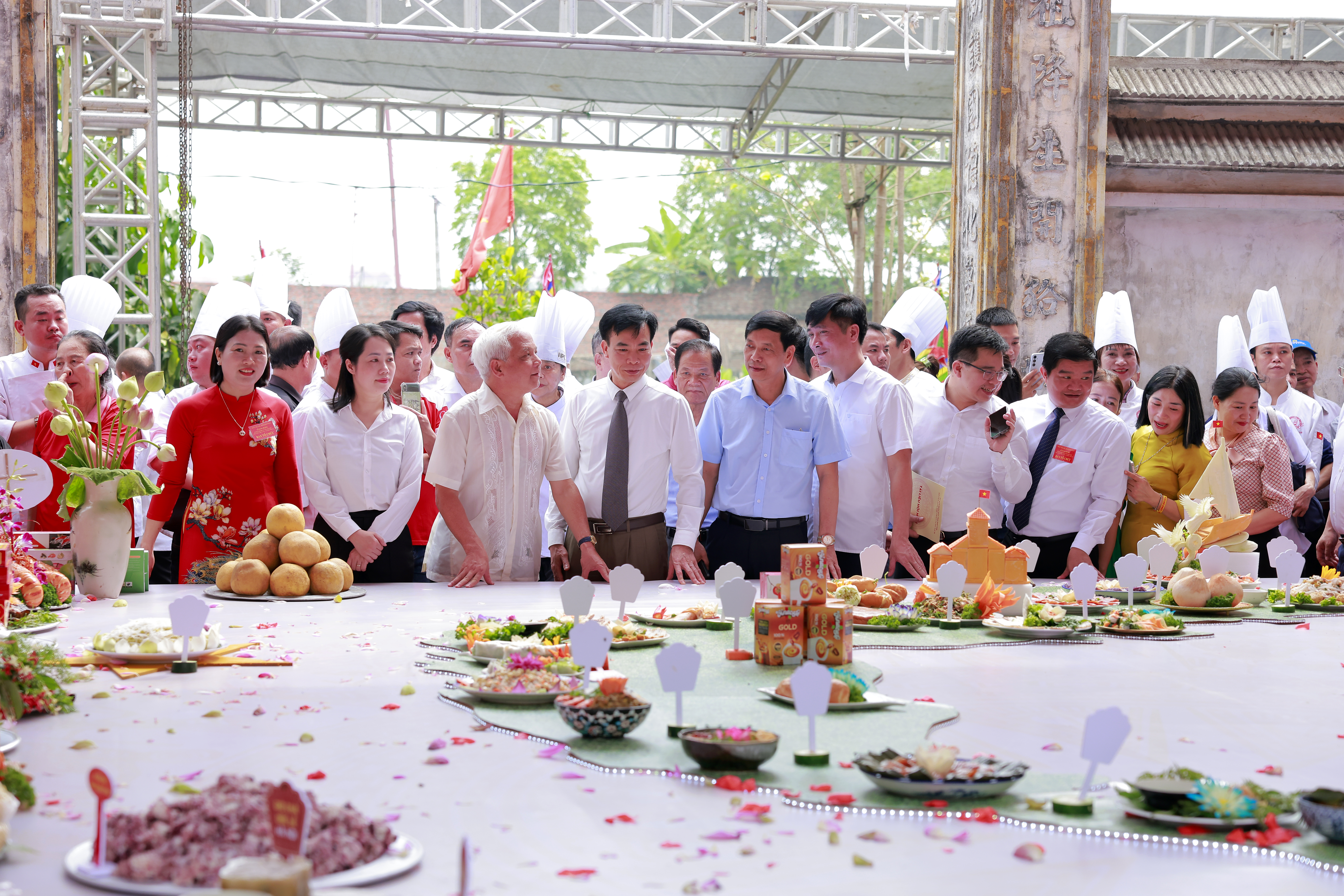 Lễ dâng hương tưởng nhớ Hoàng tử Lang Liêu - Hùng Chiêu Vương