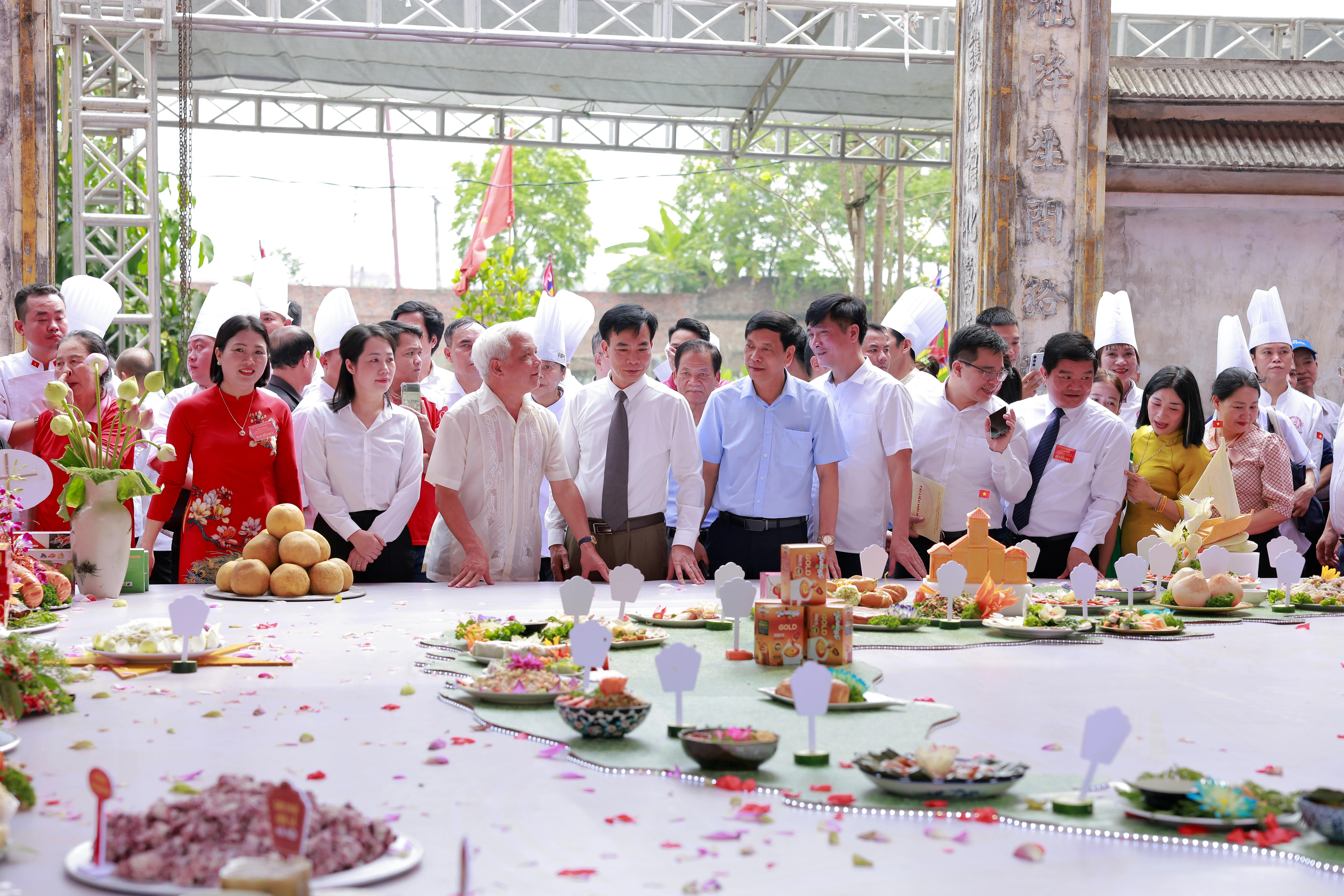 Lễ dâng hương tưởng nhớ Hoàng tử Lang Liêu - Hùng Chiêu Vương