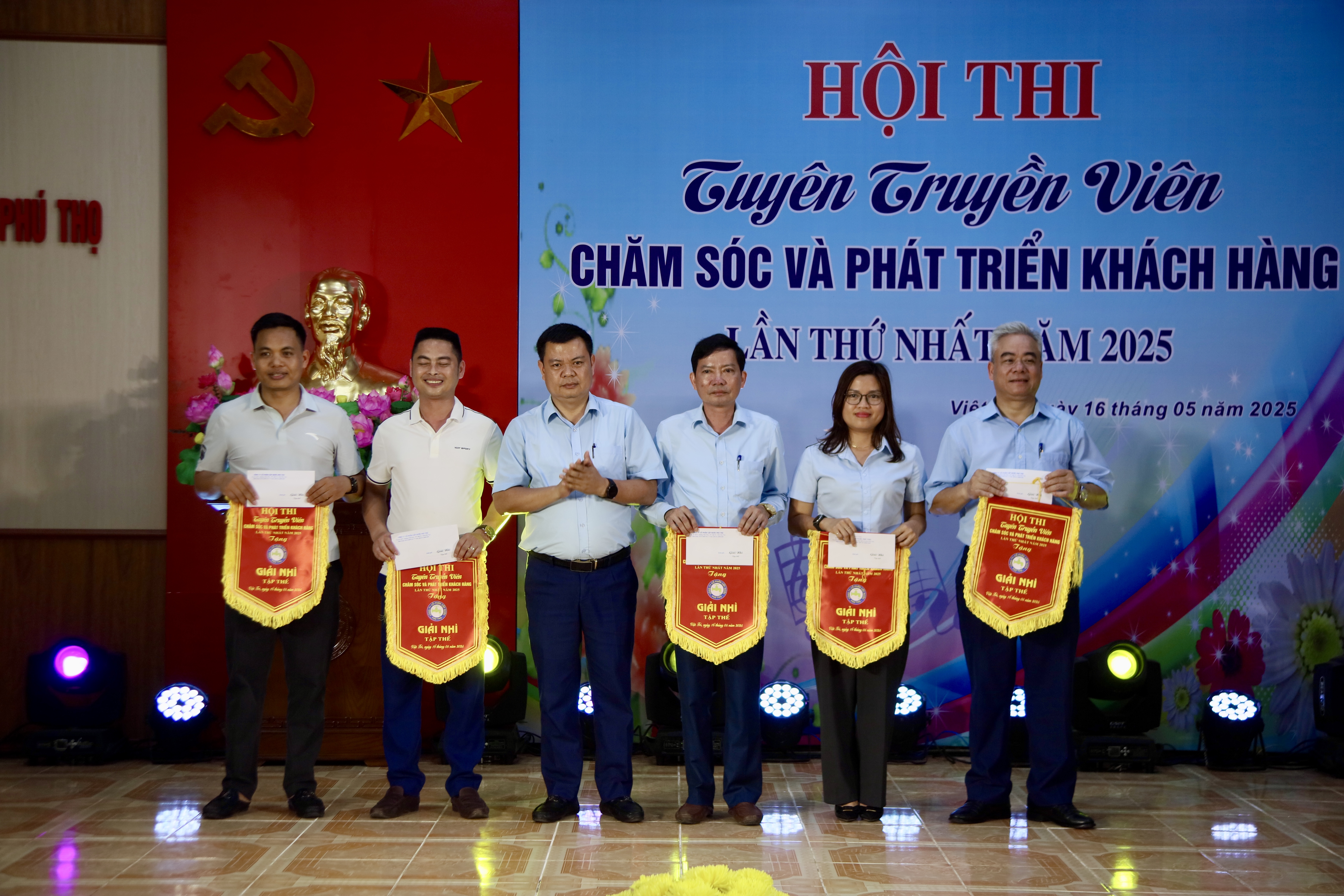 Công ty CP Cấp nước Phú Thọ tổ chức Hội thi tuyên truyền viên chăm sóc và phát triển khách hàng