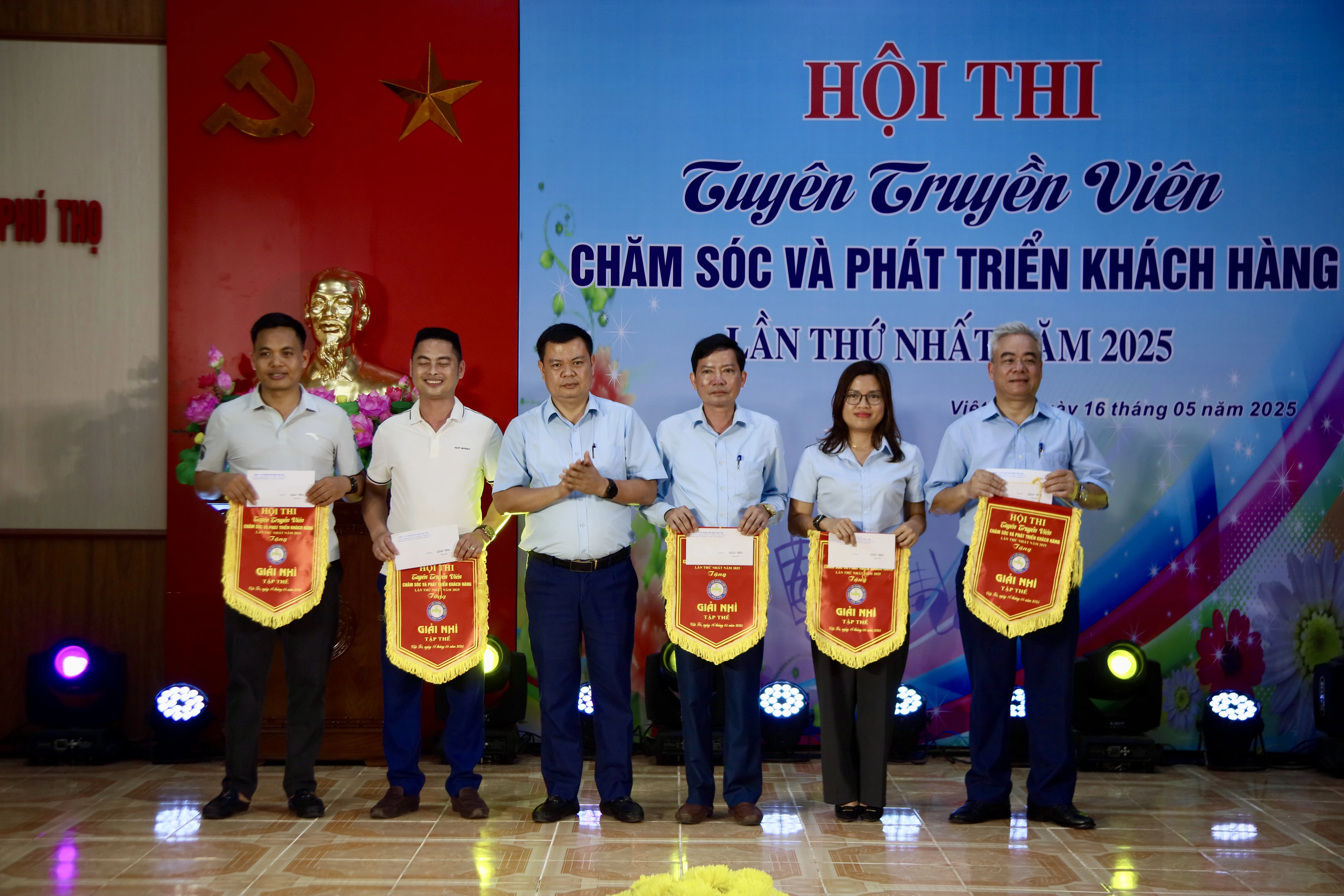 Công ty CP Cấp nước Phú Thọ tổ chức Hội thi tuyên truyền viên chăm sóc và phát triển khách hàng