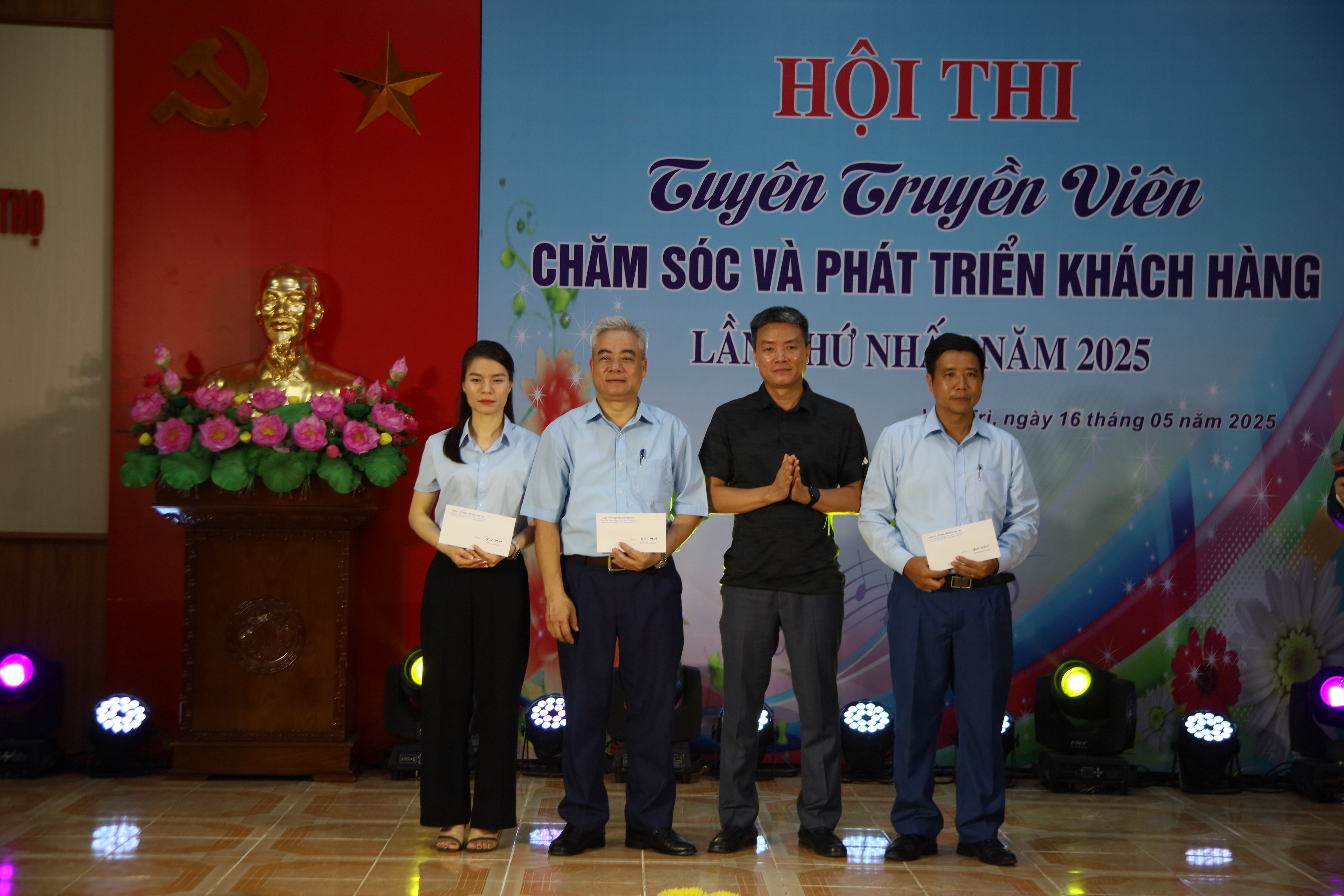 Công ty CP Cấp nước Phú Thọ tổ chức Hội thi tuyên truyền viên chăm sóc và phát triển khách hàng