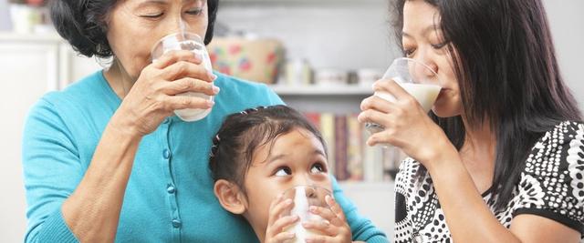 5 lợi ích sức khỏe khi uống sữa hàng ngày