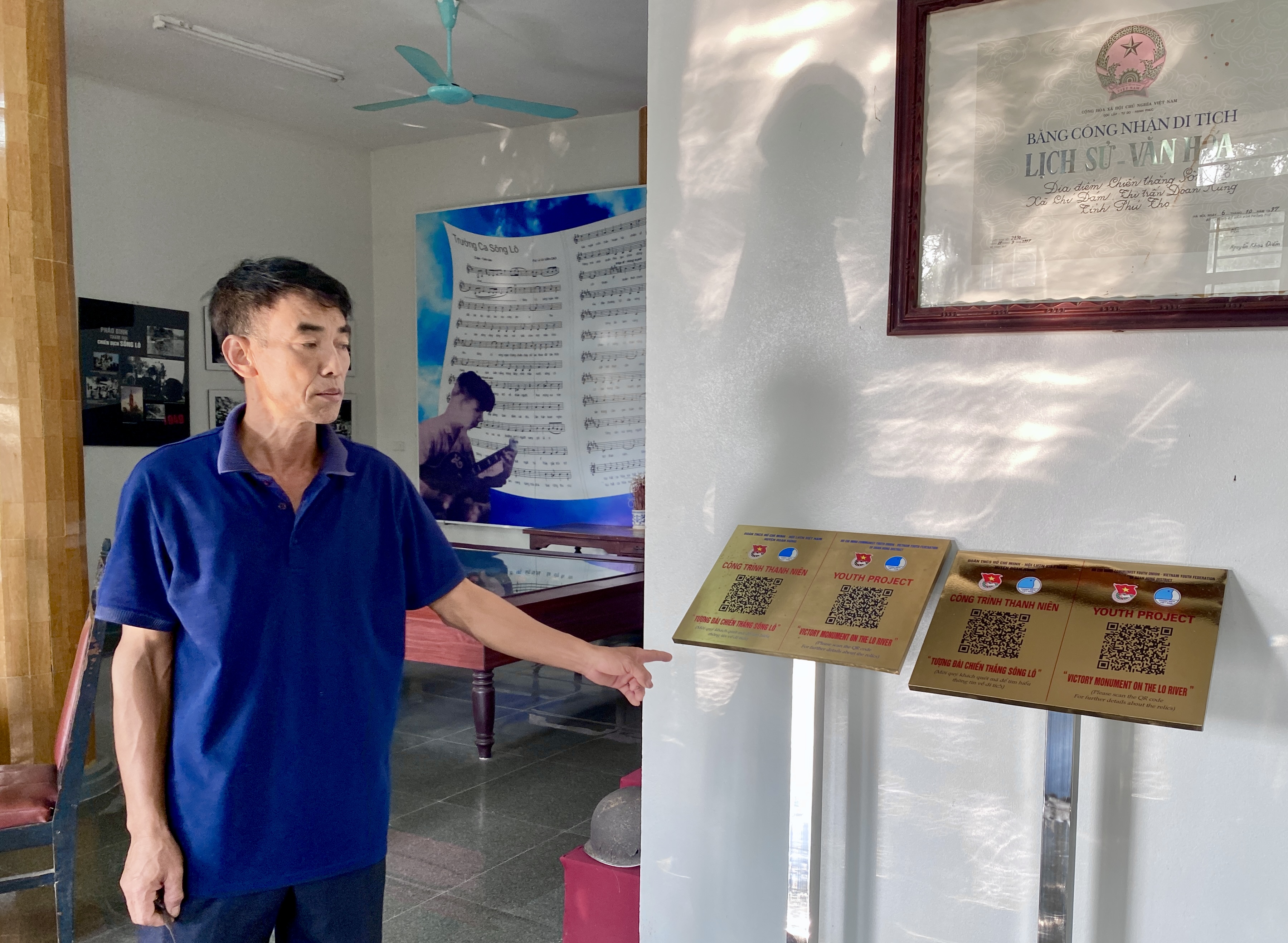 Khai thác di tích lịch sử trong phát triển du lịch và giáo dục địa phương