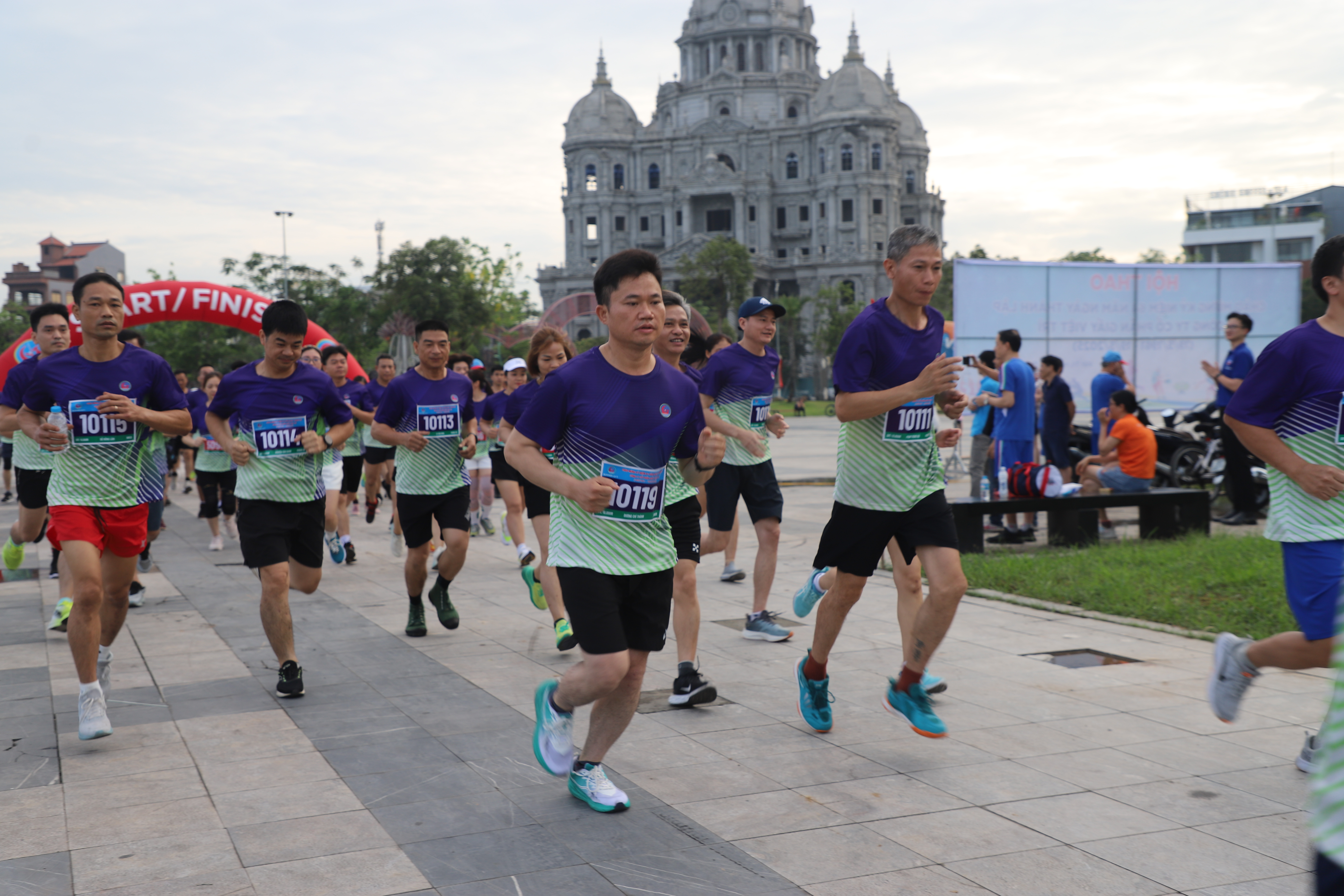 180 vận động viên tham gia Hội thao Công ty Giấy Việt Trì