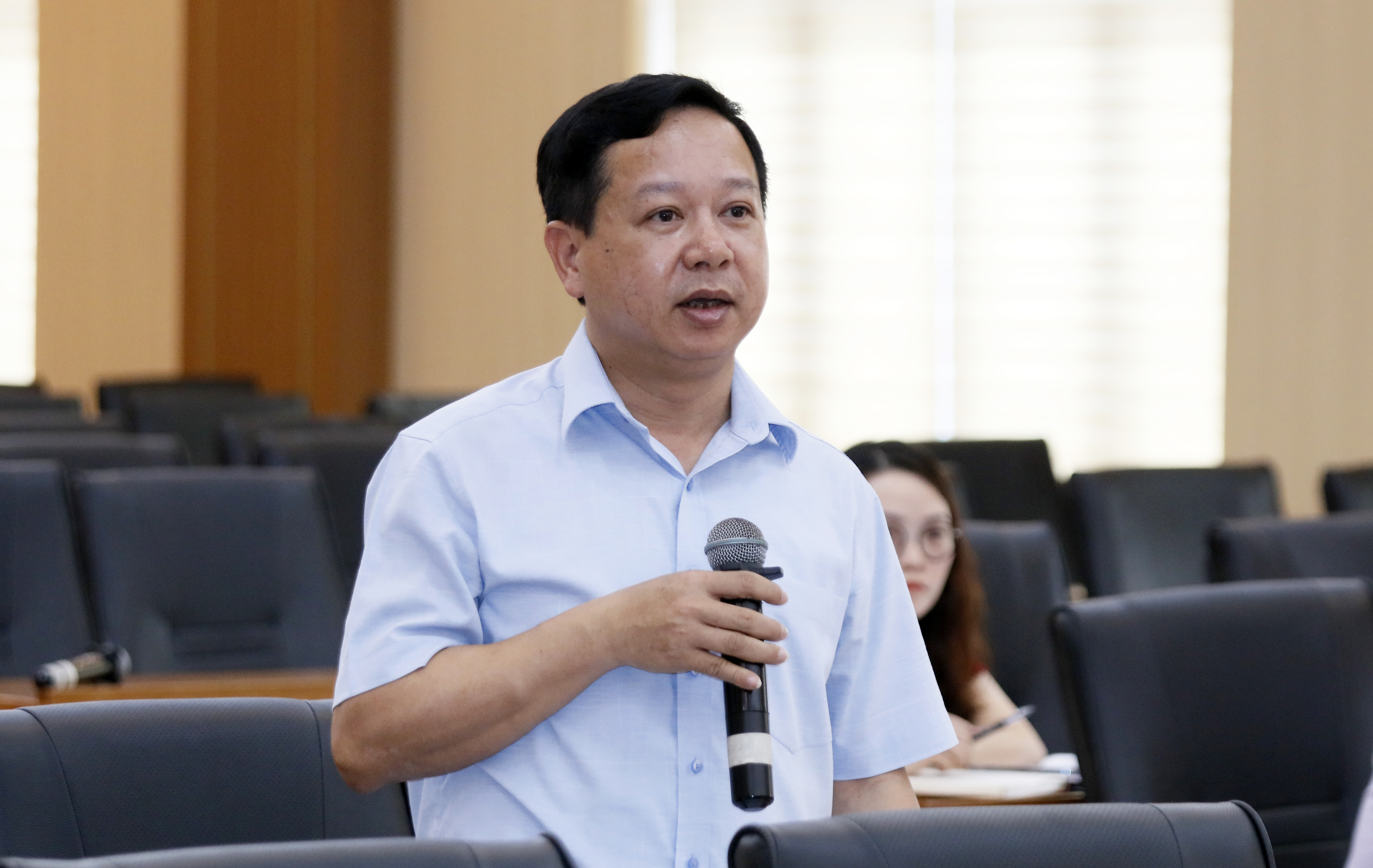 Triển khai sắp xếp, kiện toàn cơ cấu tổ chức đơn vị hành chính cấp xã, kết thúc hoạt động cấp huyện