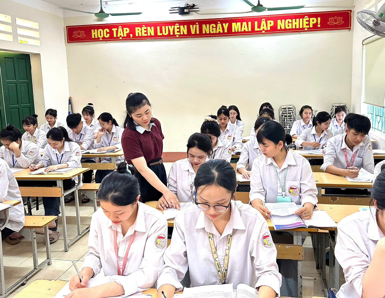 Hướng đến một kỳ thi công bằng và hiệu quả