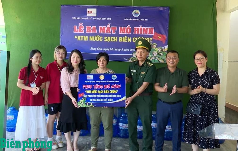 Ngời sáng nghĩa tình quân dân bên vịnh Xuân Đài