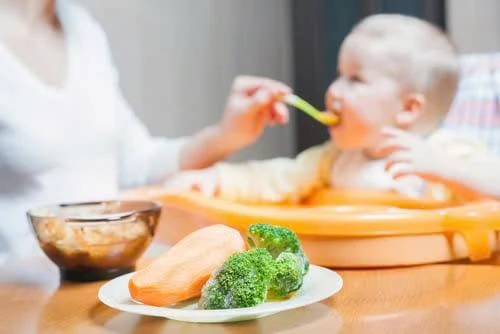 Hướng dẫn dinh dưỡng cho trẻ 1 tuổi