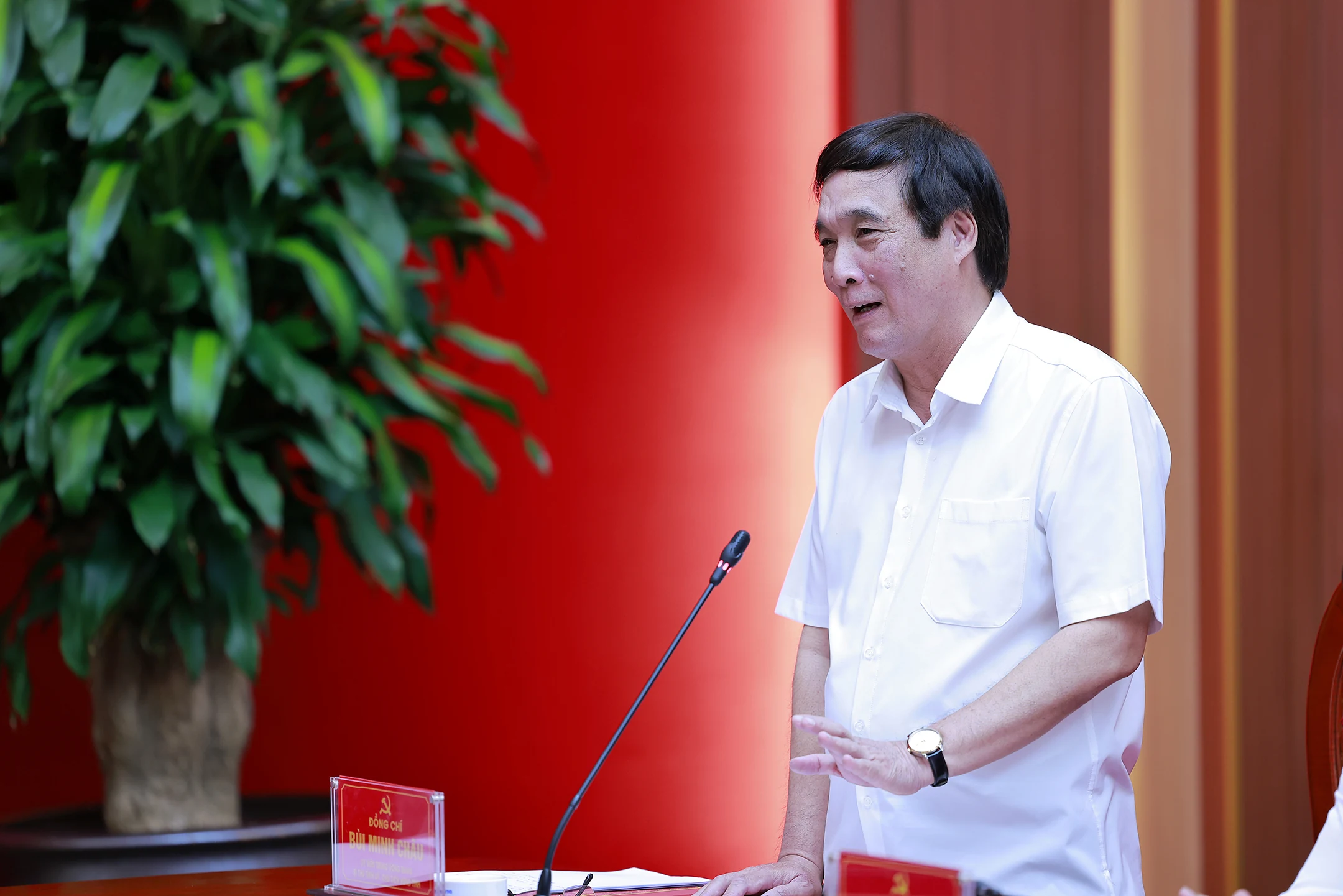 Minister of Public Security Luong Tam Quang works with the Standing Committees of the Phu Tho, Vinh Phuc, and Hoa Binh Provincial Party Committees