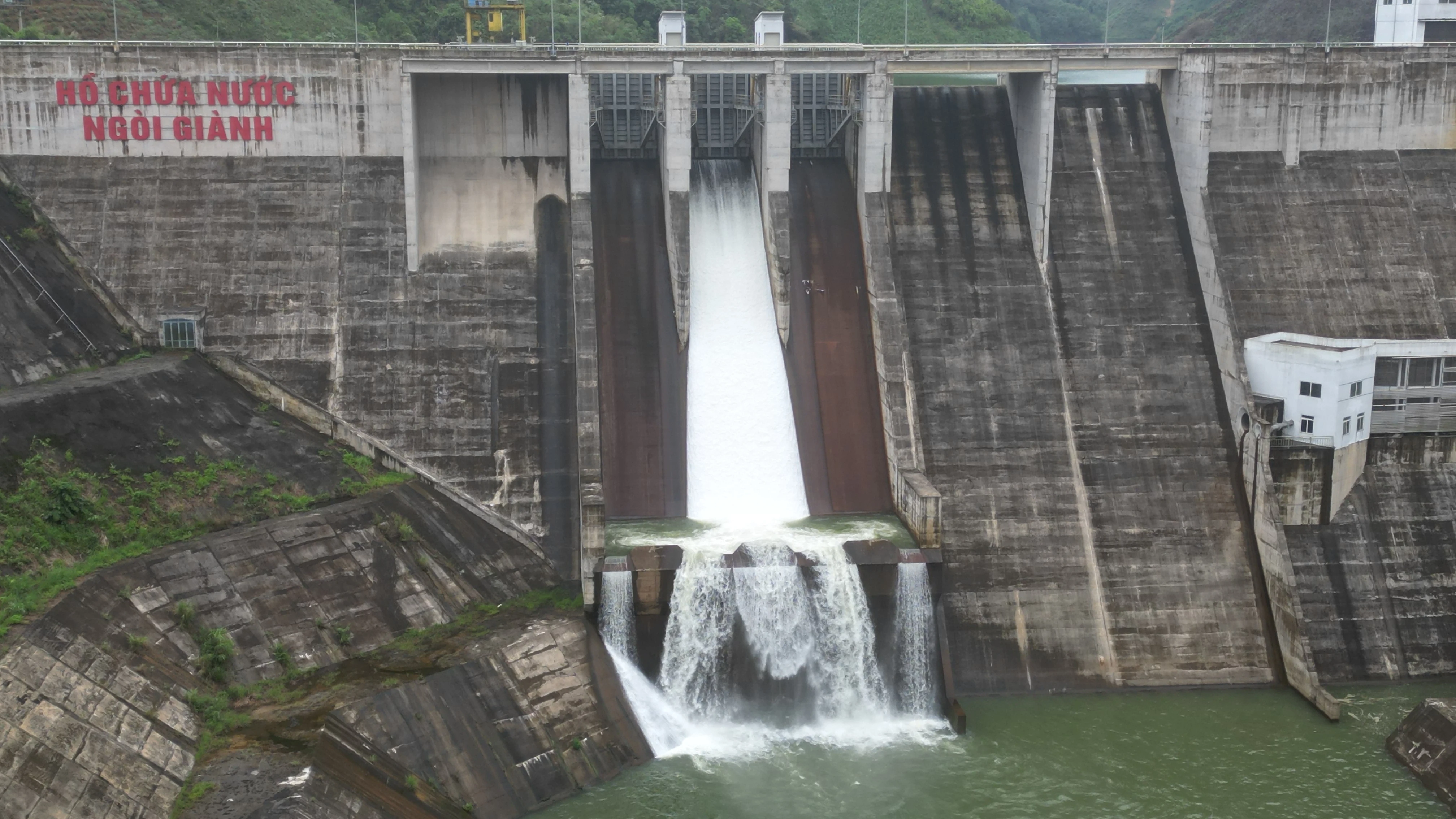 Overview of Ngoi Gianh reservoir