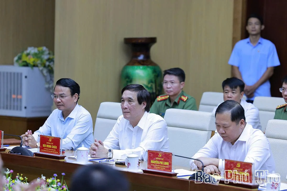 General Secretary To Lam works with the Standing Committees of the Party Committees of Phu Tho, Vinh Phuc, and Hoa Binh provinces