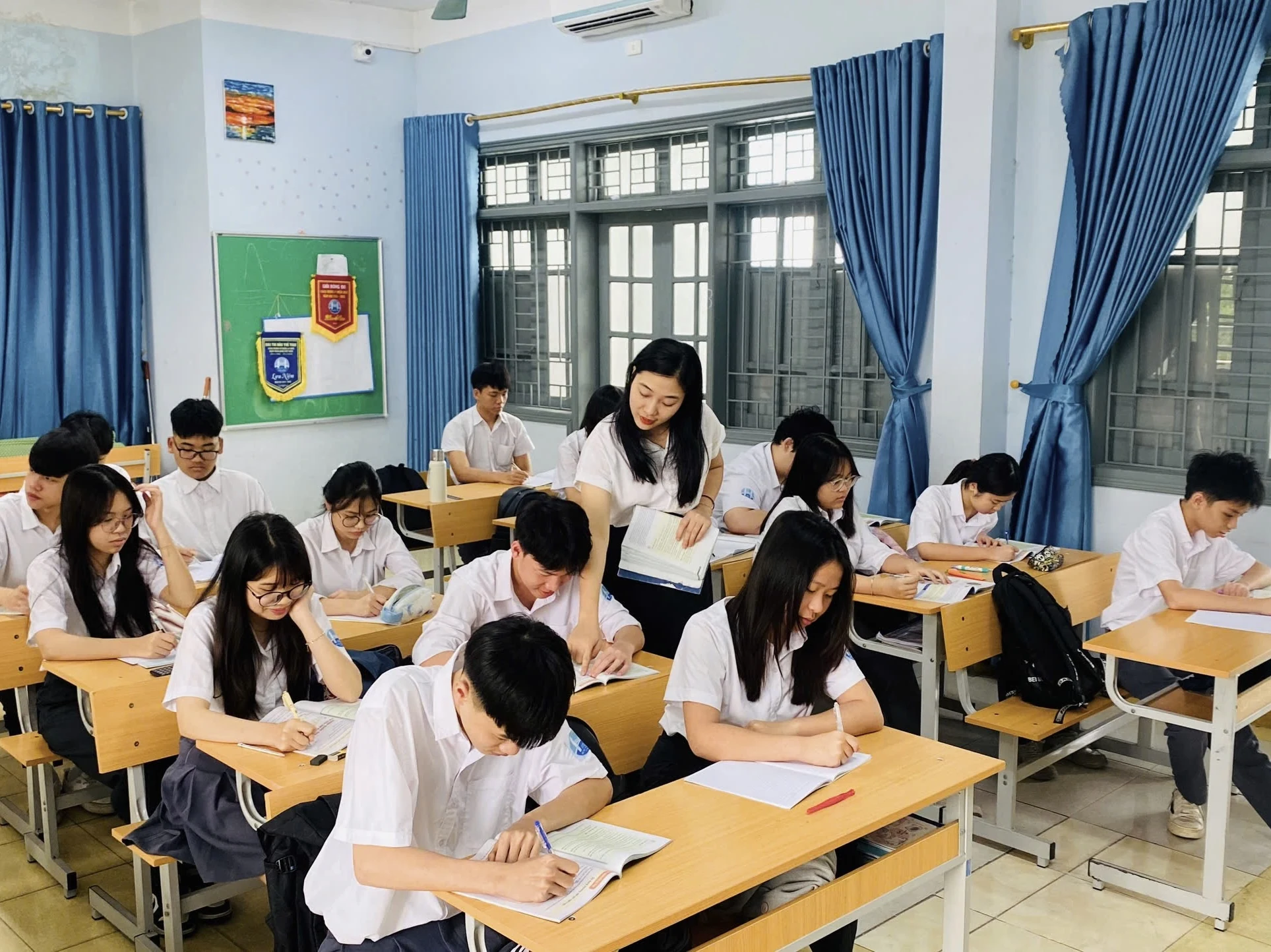 Nỗ lực về đích trong Kỳ thi tốt nghiệp THPT 2025