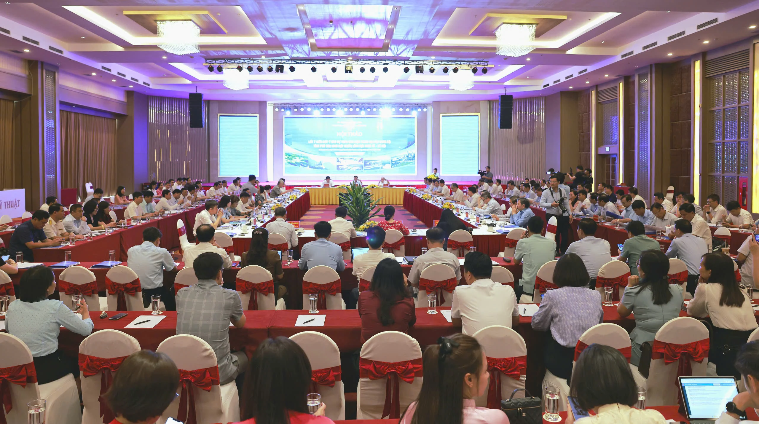 Phú Thọ - Vĩnh Phúc - Hoà Bình góp ý dự thảo văn kiện trình Đại hội Đảng bộ tỉnh Phú Thọ (mới)