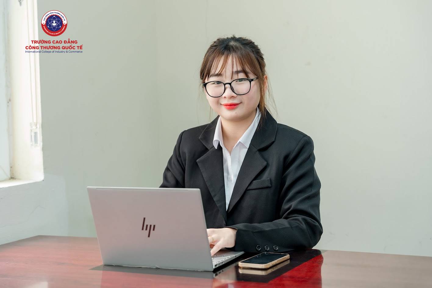 Học tiếng Trung Quốc dễ hay khó? Cơ hội việc làm cho ngành ngôn ngữ Trung