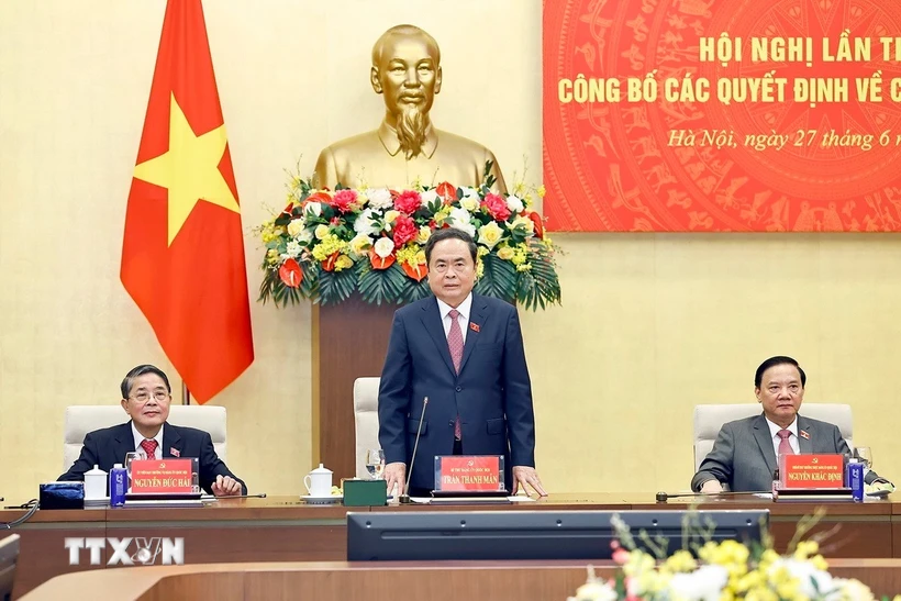 Ban Chấp hành Đảng bộ Quốc hội công bố các quyết định về công tác cán bộ