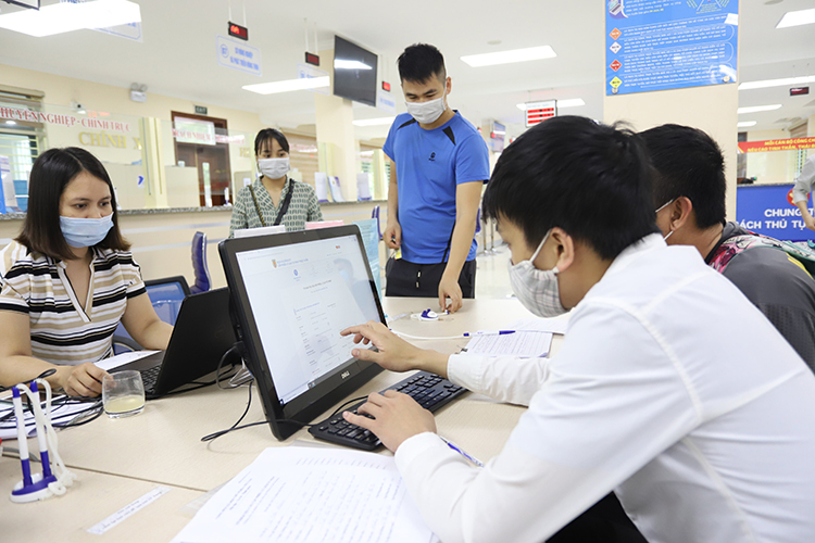 Công khai 5 đường dây nóng hỗ trợ người dân, doanh nghiệp về giải quyết thủ tục hành chính