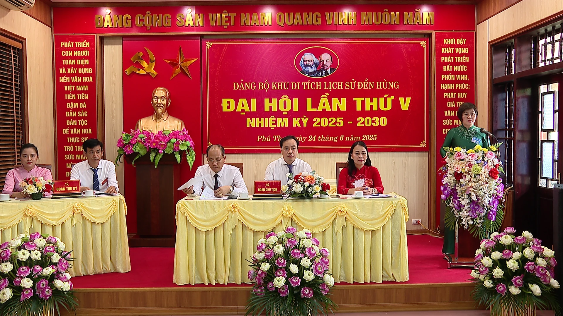 Đại hội Đảng bộ Khu Di tích lịch sử Đền Hùng