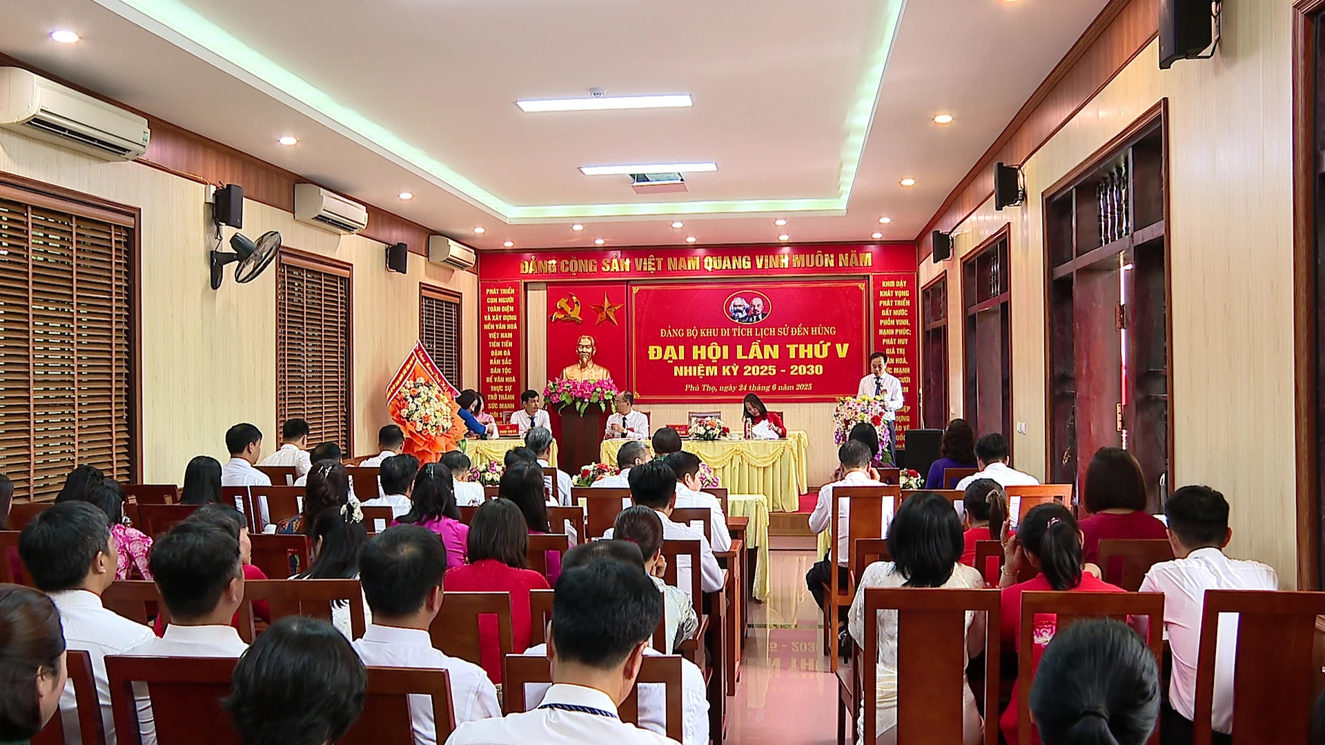 Đại hội Đảng bộ Khu Di tích lịch sử Đền Hùng