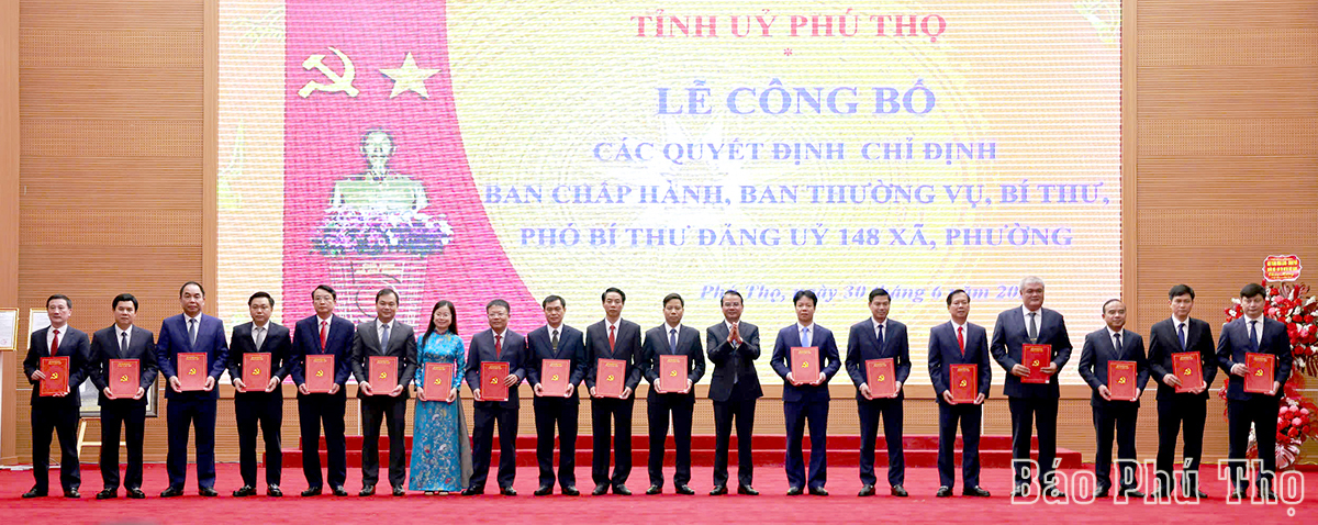 Lễ công bố nghị quyết, quyết định của Trung ương và địa phương về sáp nhập đơn vị hành chính tỉnh Phú Thọ