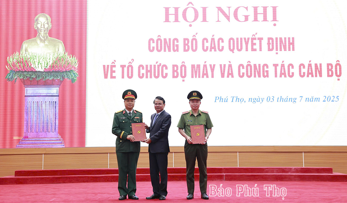Hội nghị công bố các quyết định về tổ chức bộ máy và công tác cán bộ
