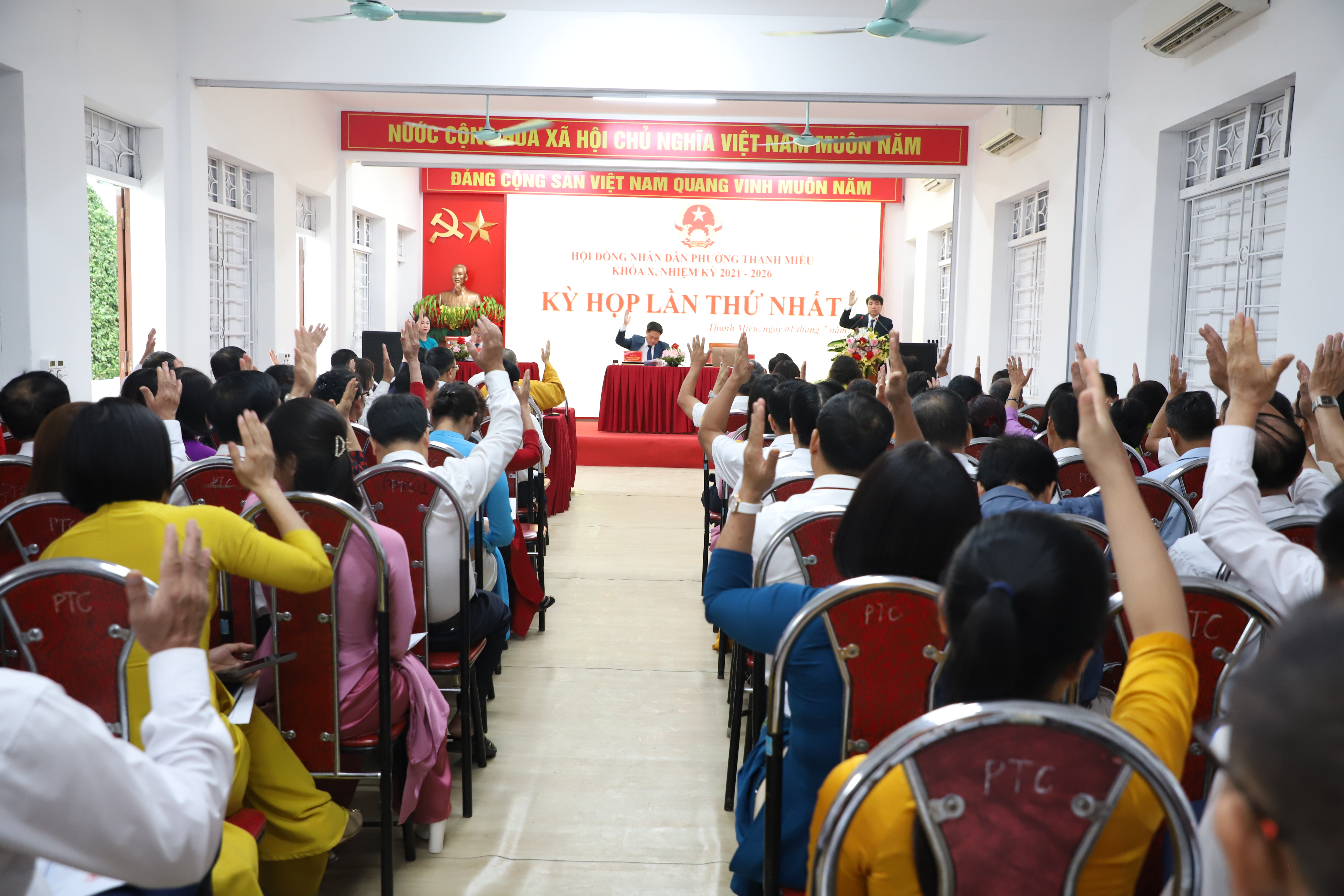 Kỳ họp thứ Nhất HĐND phường Thanh Miếu, Nông Trang khóa X nhiệm kỳ 2021-2026