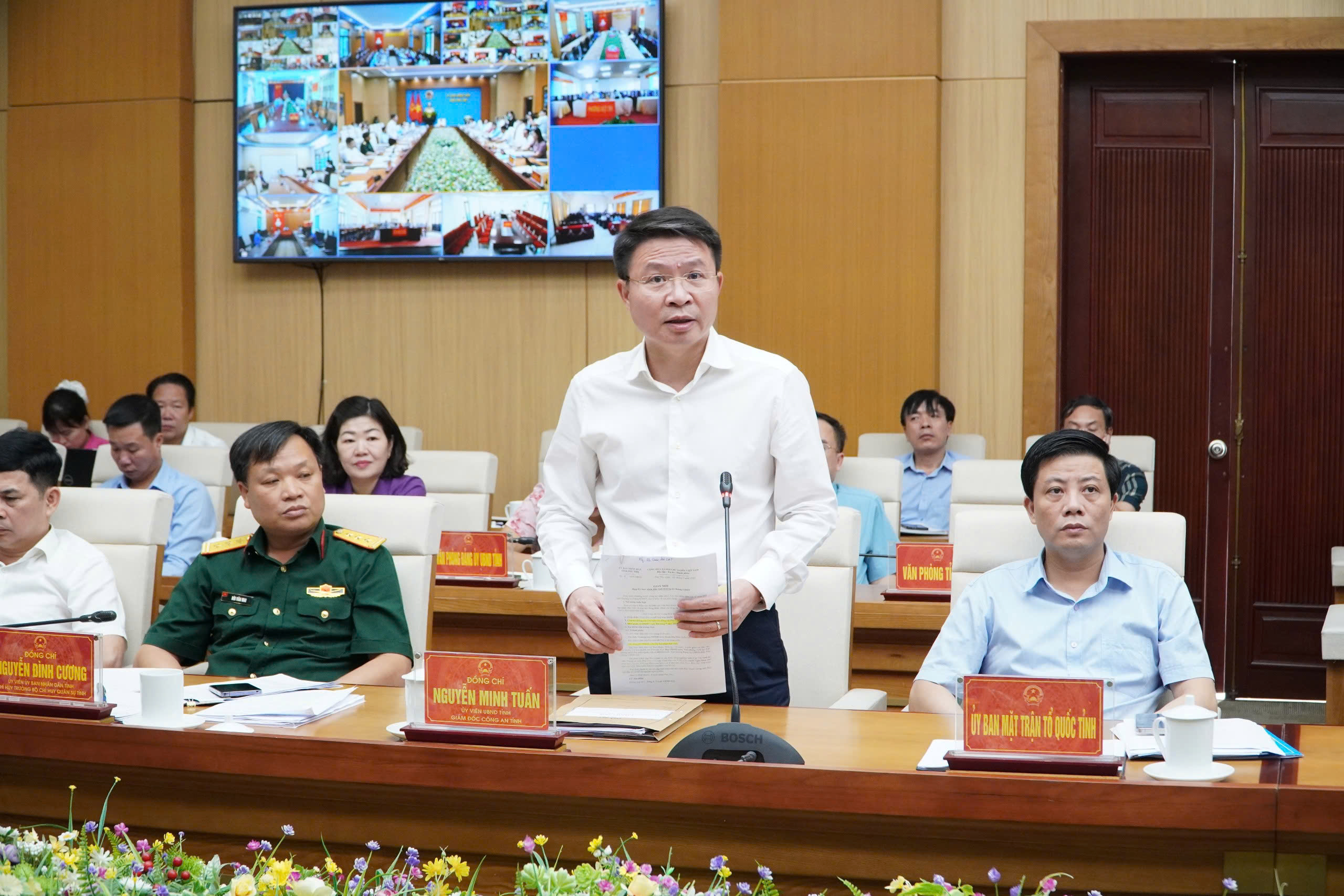 UBND tỉnh họp phiên thường kỳ tháng 7/2025