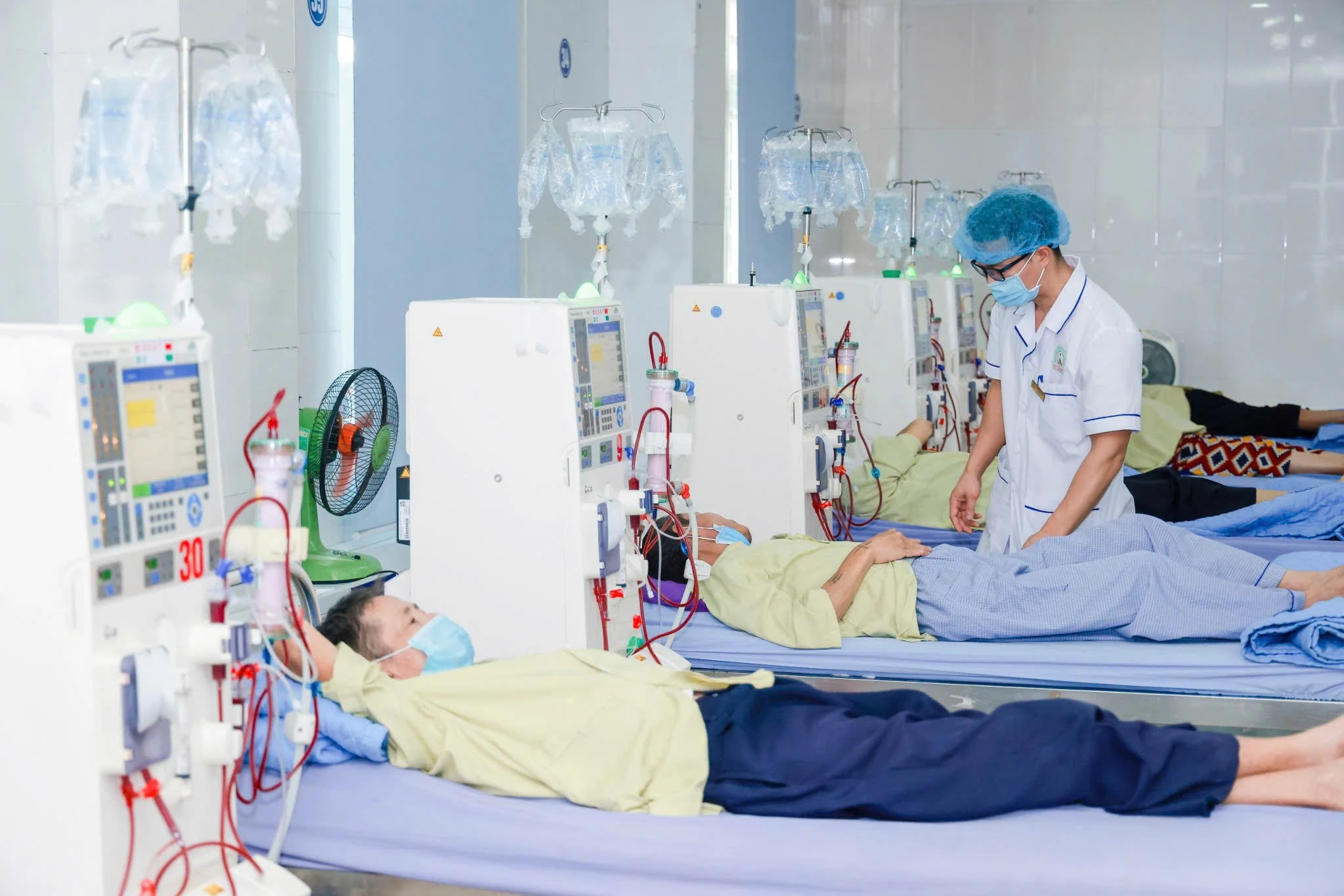 Giảm gánh nặng tài chính, tăng hỗ trợ người bệnh