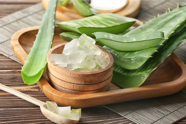 5 nguyên liệu tự nhiên giúp ’thanh lọc da nhẹ nhàng