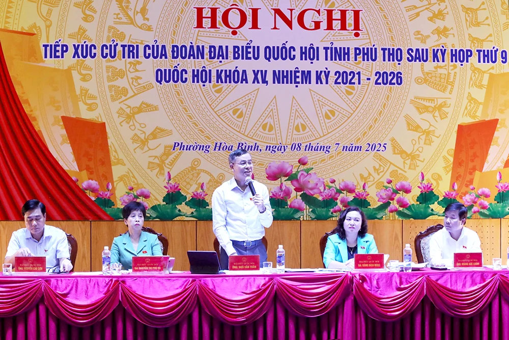 Đoàn Đại biểu Quốc hội tỉnh tiếp xúc cử tri sau Kỳ họp thứ 9, Quốc hội khóa XV tại phường Hoà Bình