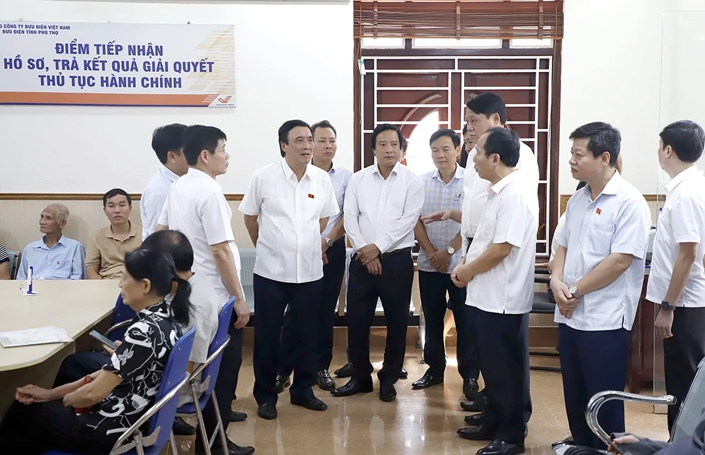Tiếp xúc cử tri sau kỳ họp thứ Chín, Quốc hội khoá XV