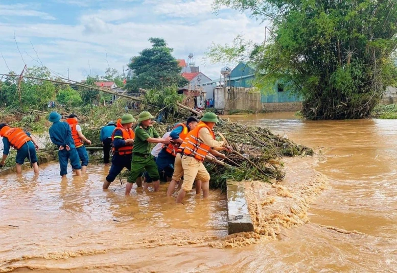Phú Thọ tăng cường phòng, chống, khắc phục thiệt hại do thiên tai gây ra trong mùa mưa bão