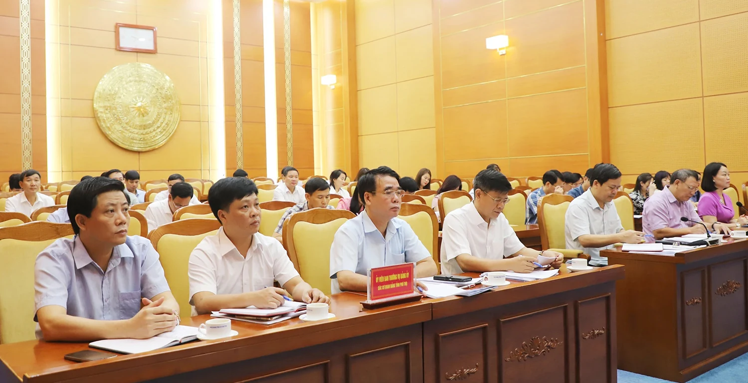 Ban Chấp hành Đảng bộ các cơ quan Đảng tỉnh thảo luận, cho ý kiến vào nhiều nội dung quan trọng