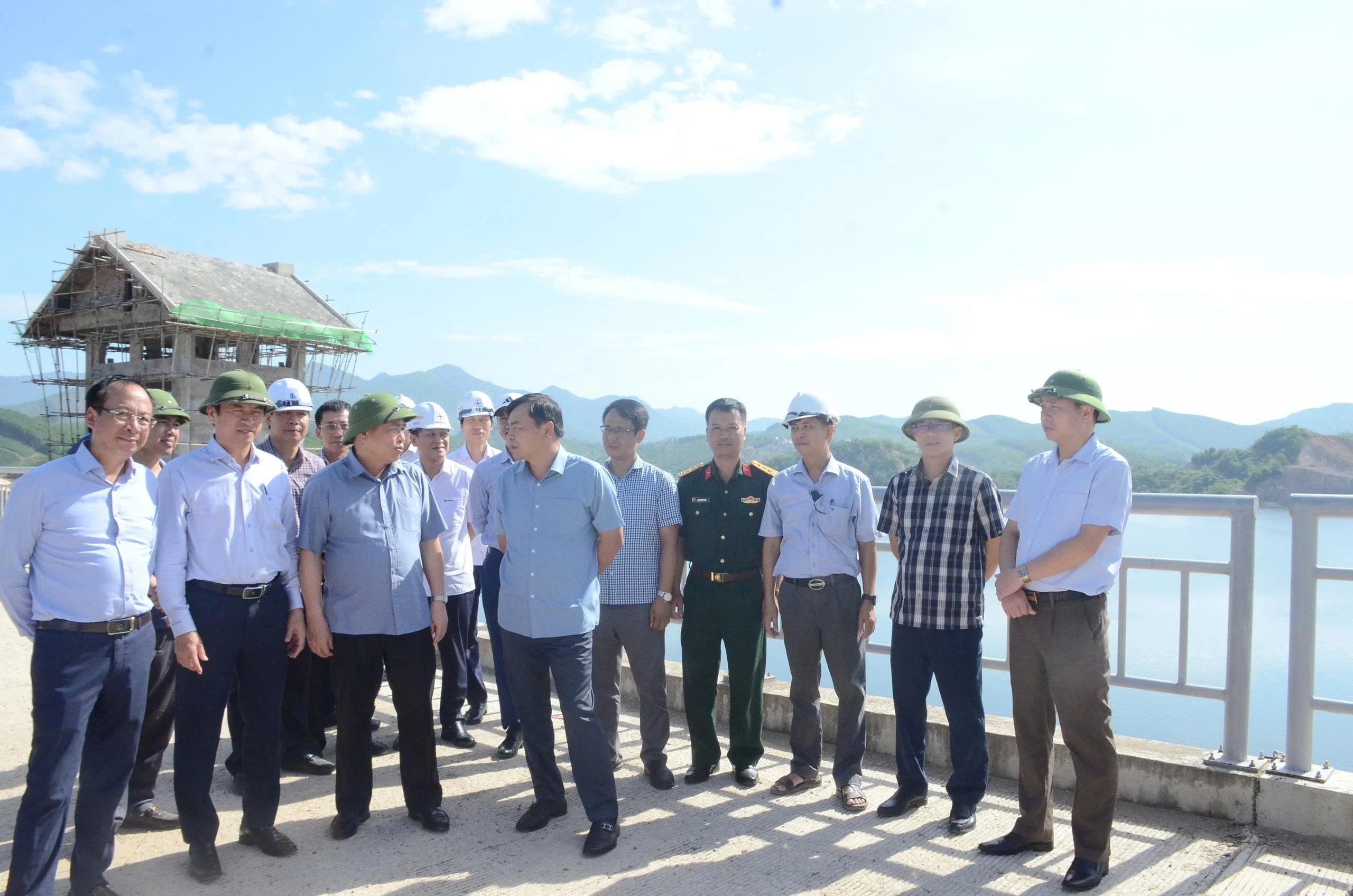 Kiểm tra tiến độ Dự án Hồ chứa nước Cánh Tạng