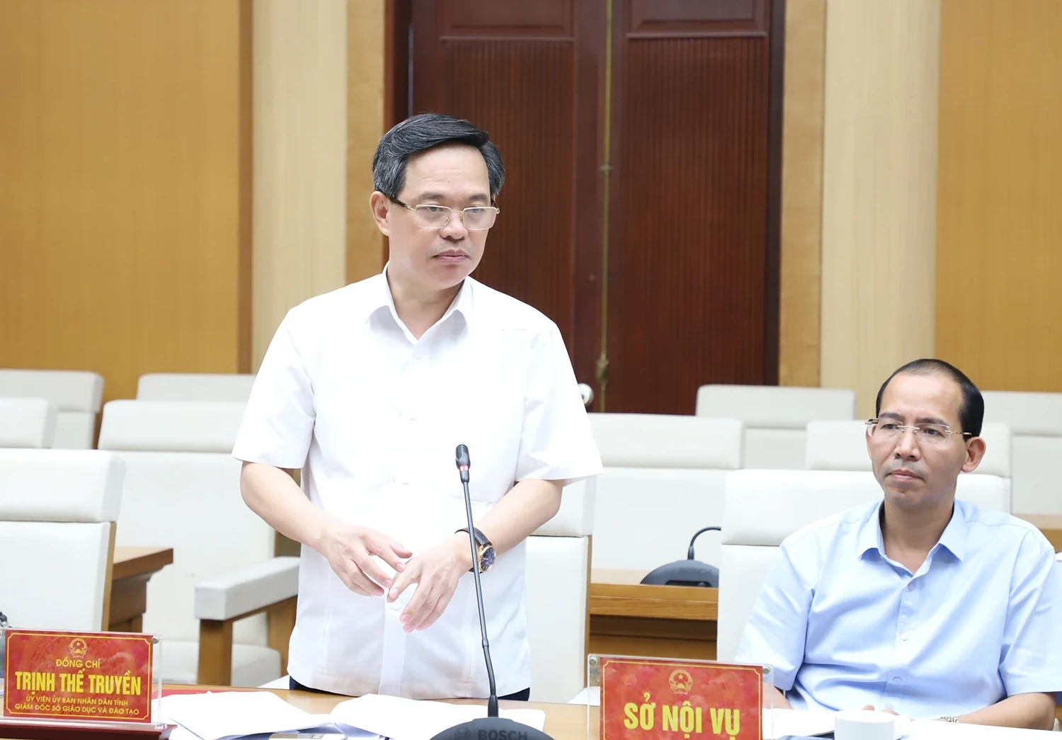 Góp ý dự thảo Văn kiện trình Đại hội Đảng bộ tỉnh lĩnh vực kinh tế - xã hội