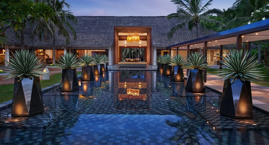 Tận hưởng kỳ nghỉ đẳng cấp tại những resort đắt giá bậc nhất miền Trung