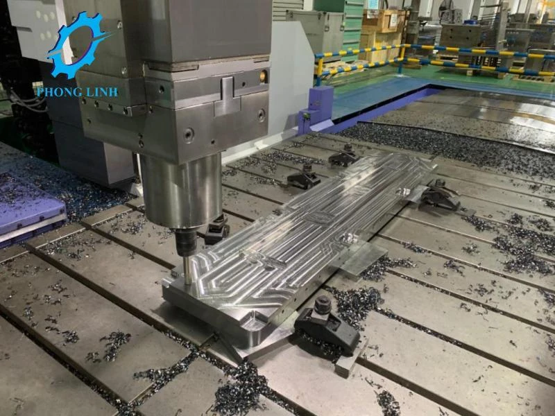 Gia công cơ khí tại Phong Linh: Độ chính xác cao, tốc độ vượt trội, bề mặt hoàn thiện tinh xảo