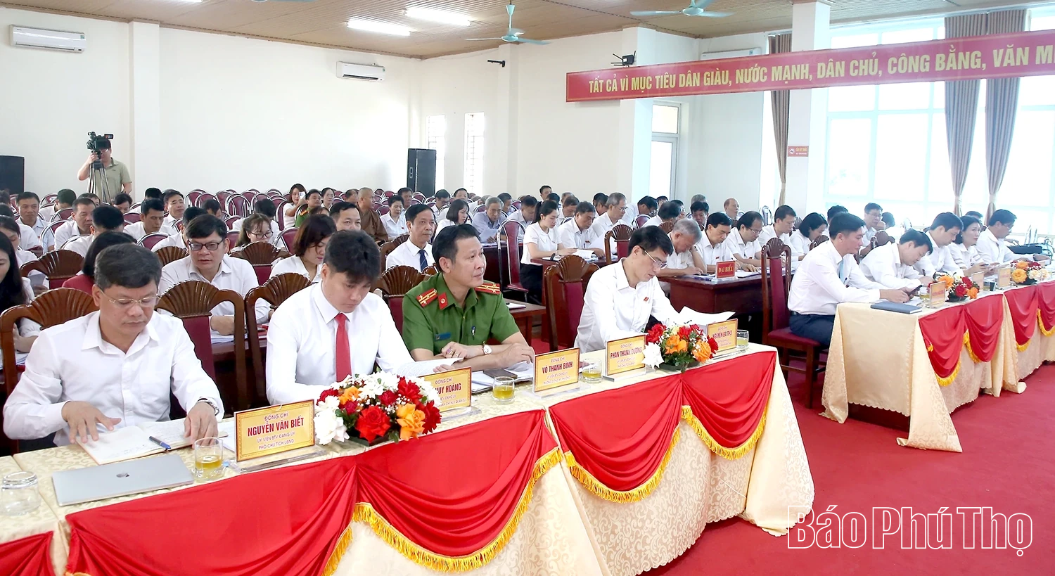 Kỳ họp chuyên đề thứ Nhất, Hội đồng nhân dân phường Việt Trì khóa I, nhiệm kỳ 2021-2026