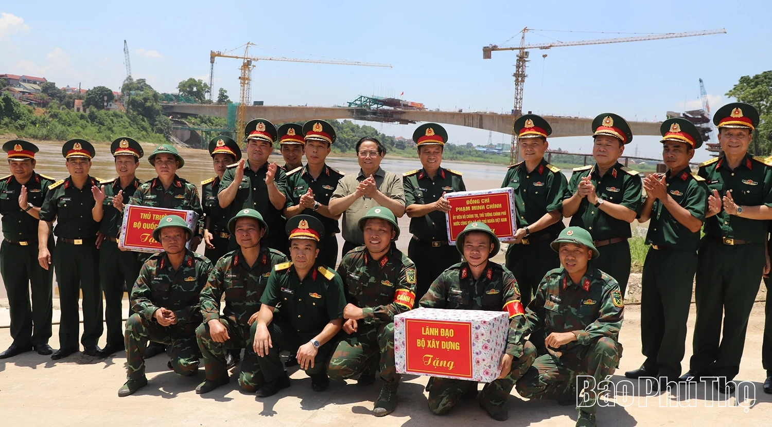 Thủ tướng Phạm Minh Chính thăm và làm việc tại tỉnh Phú Thọ