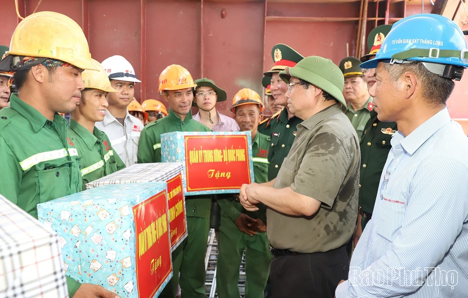 Thủ tướng Phạm Minh Chính thăm và làm việc tại tỉnh Phú Thọ